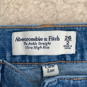 Ankle Straight Ultra High Rise Curve Love